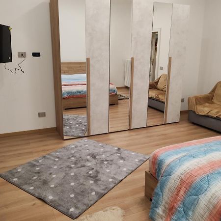 Appartamenti Lungo Fiume 506 Сесто Календе Екстериор снимка
