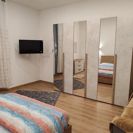 Appartamenti Lungo Fiume 506 Сесто Календе Екстериор снимка